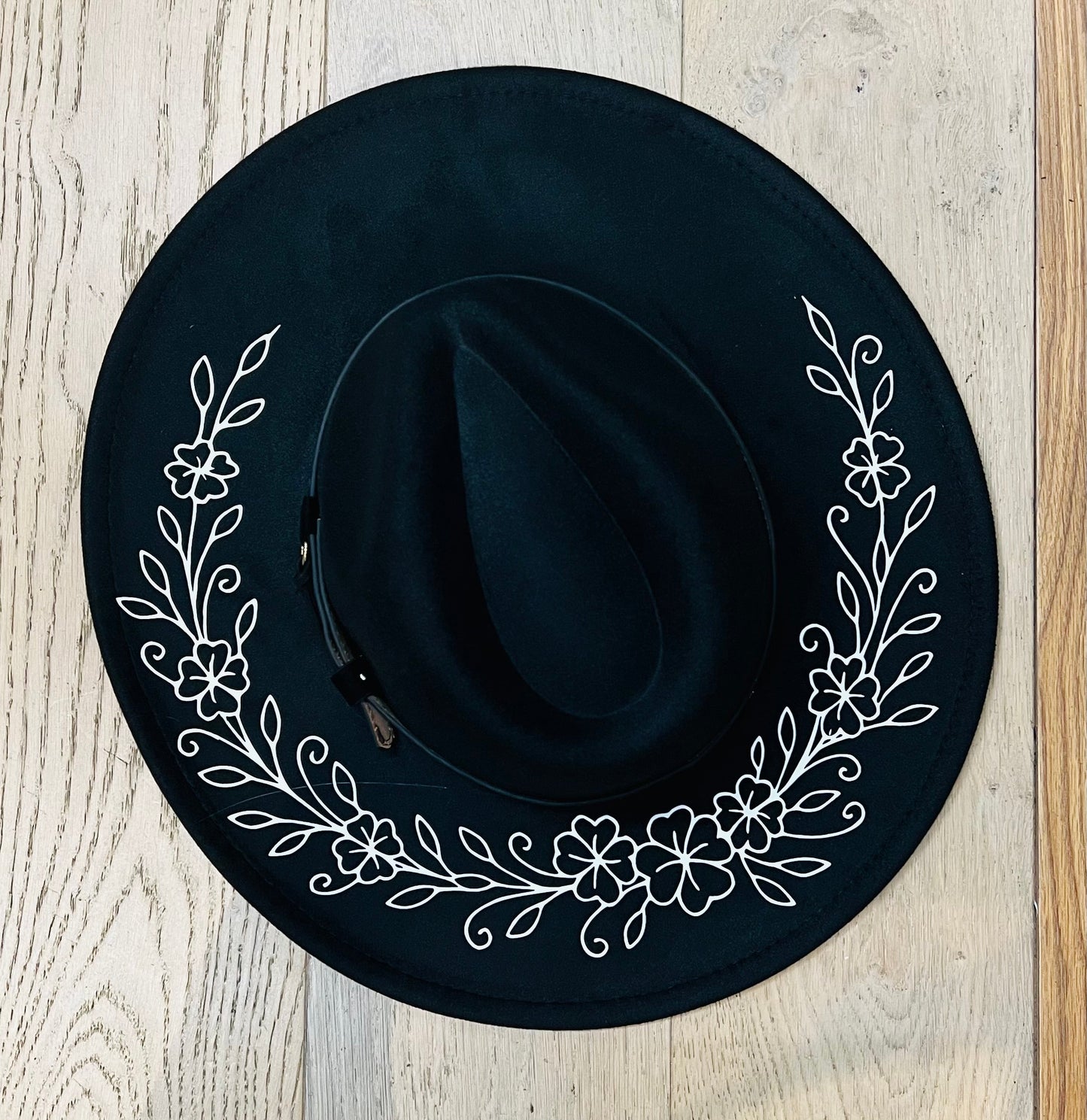 Vegan Felt Hat - XL Brim - Four Leaf Clovers - -