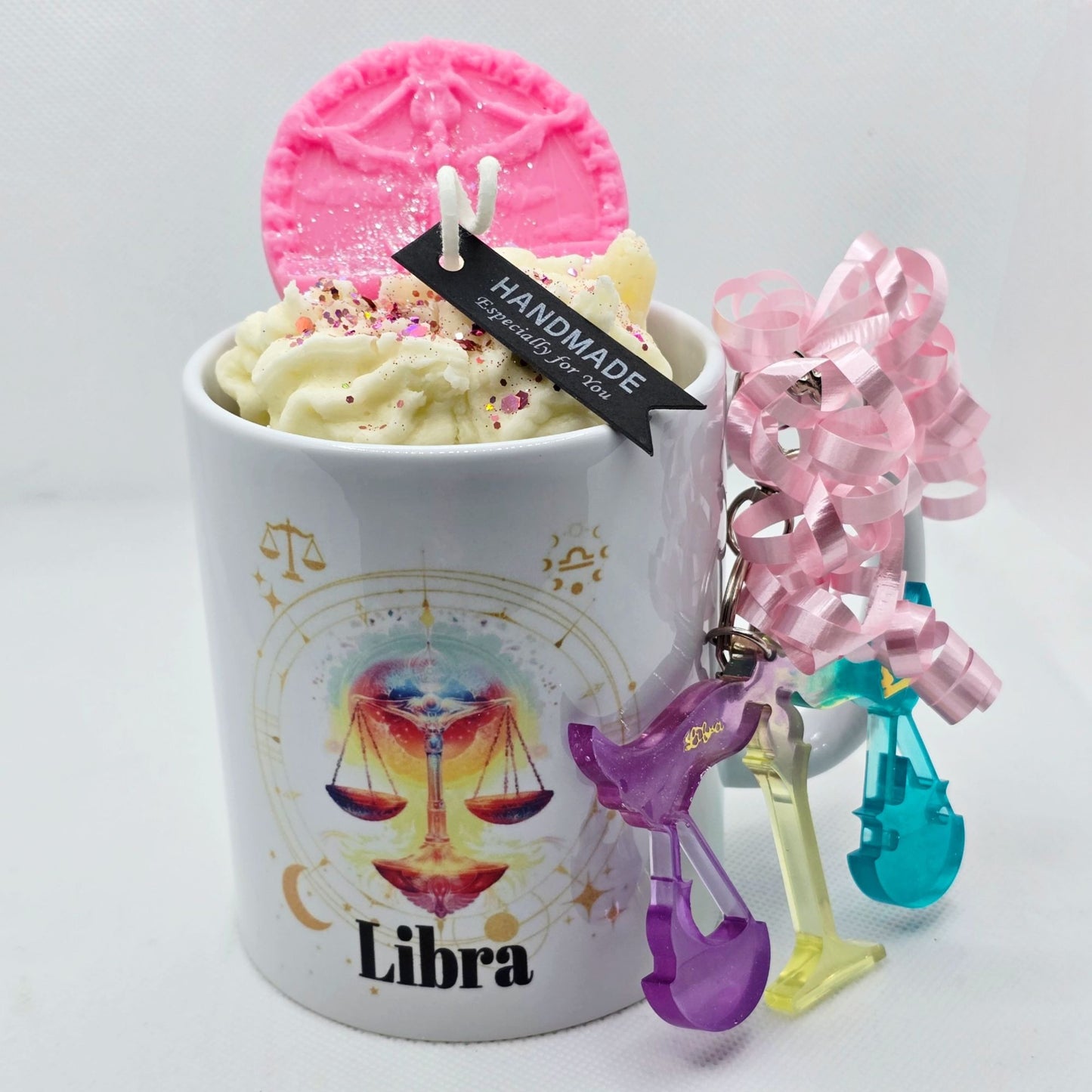 Libra Zodiac Candle Gift Set – 11oz Layered Mug Candle + Resin Keychain