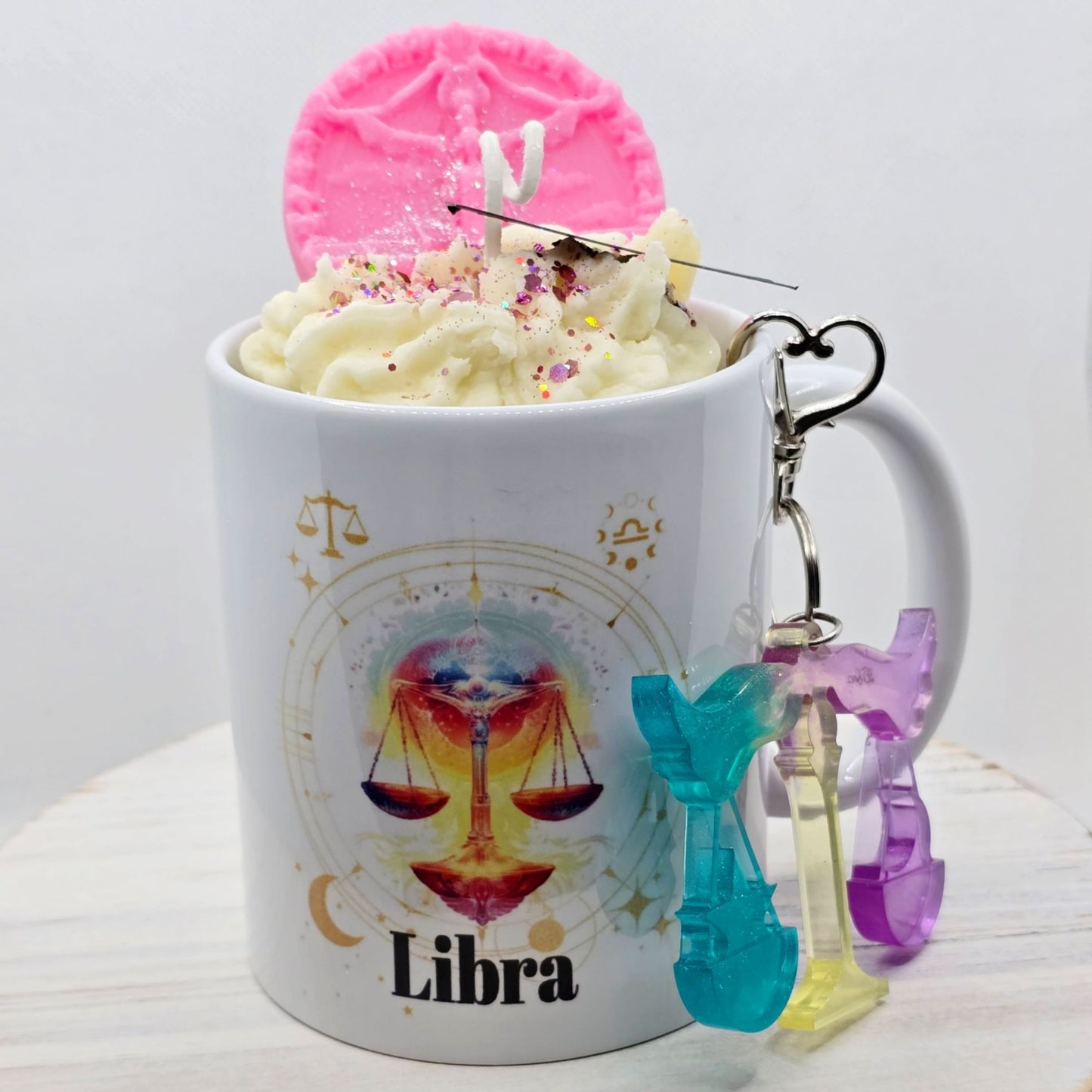 Libra Zodiac Candle Gift Set – 11oz Layered Mug Candle + Resin Keychain