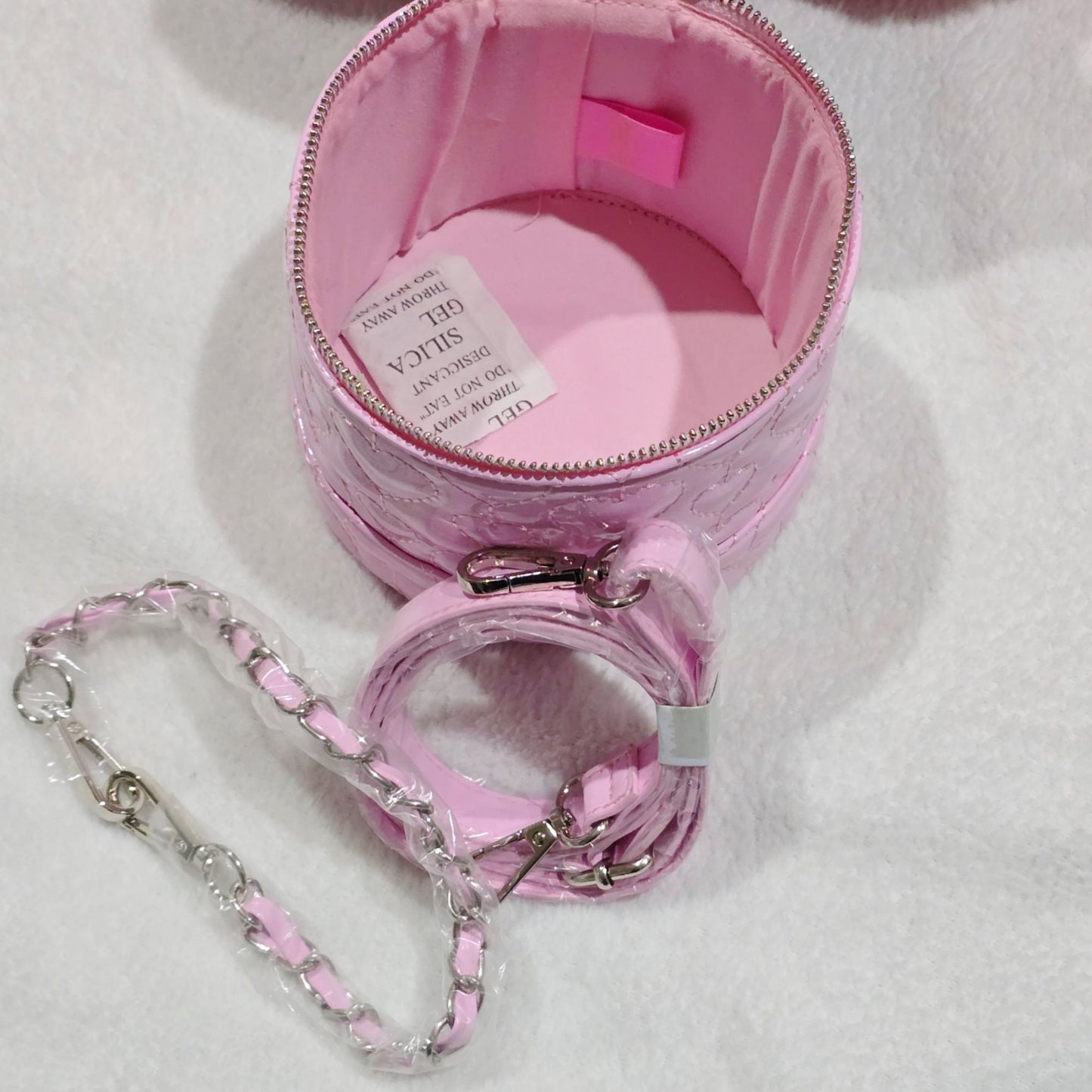 Cylindrical Skull Bouquet Bag – Pink Black Vinyl w/ Roses