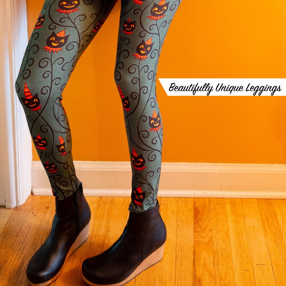 "Creeping Jack Vine" Black Vintage Cat Johanna Parker Exclusive - High-quality Handcrafted Vibrant Leggings -  - Leggings