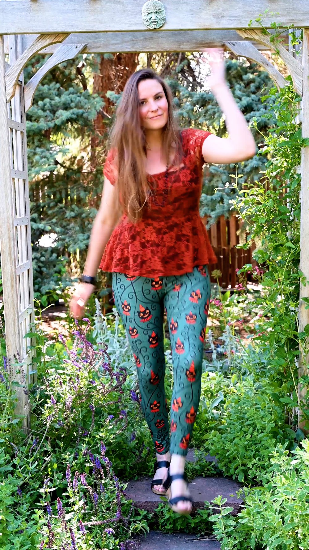 "Creeping Jack Vine" Black Vintage Cat Johanna Parker Exclusive - High-quality Handcrafted Vibrant Leggings -  - Leggings