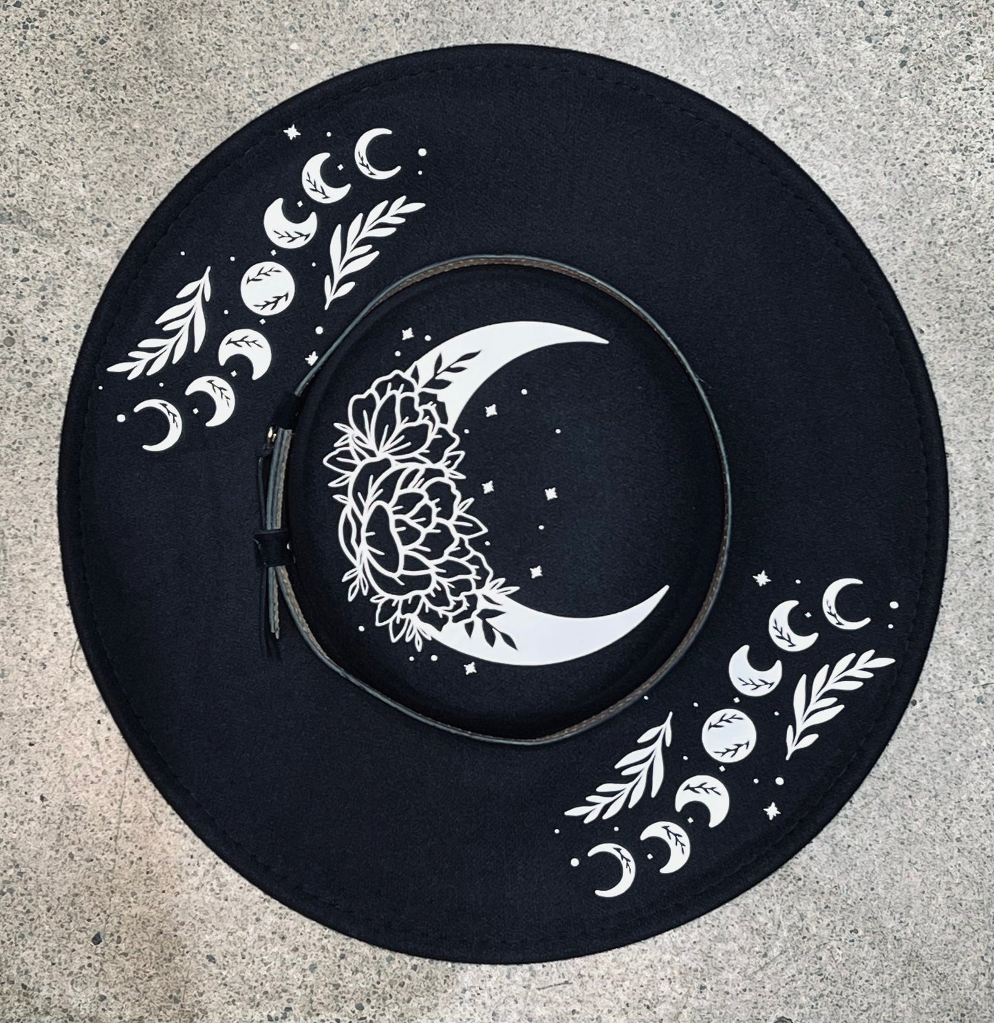 Vegan Felt Wide Brim Hat - Flat Top XL Brim - "Floral moon" - -