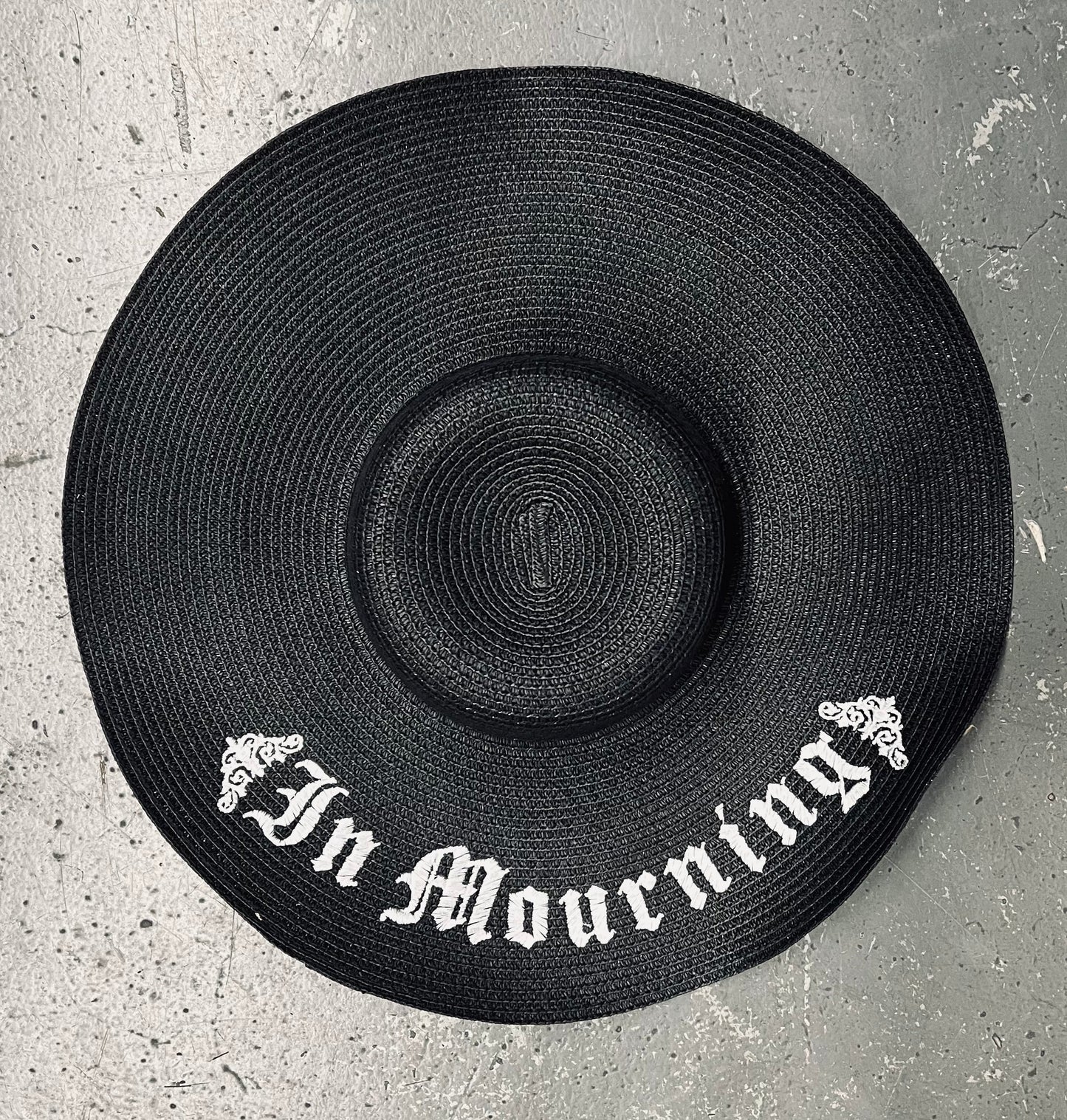 In Mourning XL Brim Floppy Sun Hat