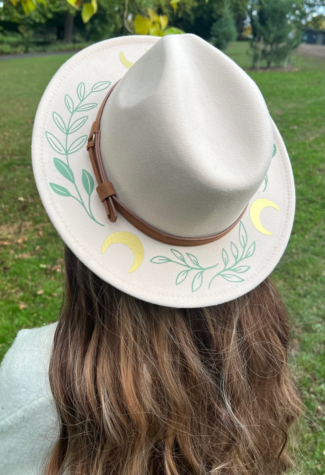 Fox & Fable - Vegan Felt Wide Brim Hat - Cream - Fern Moon - -