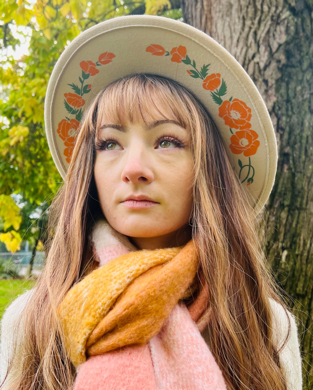 Fox & Fable - Vegan Felt Wide Brim Hat - Cream - Poppies - -