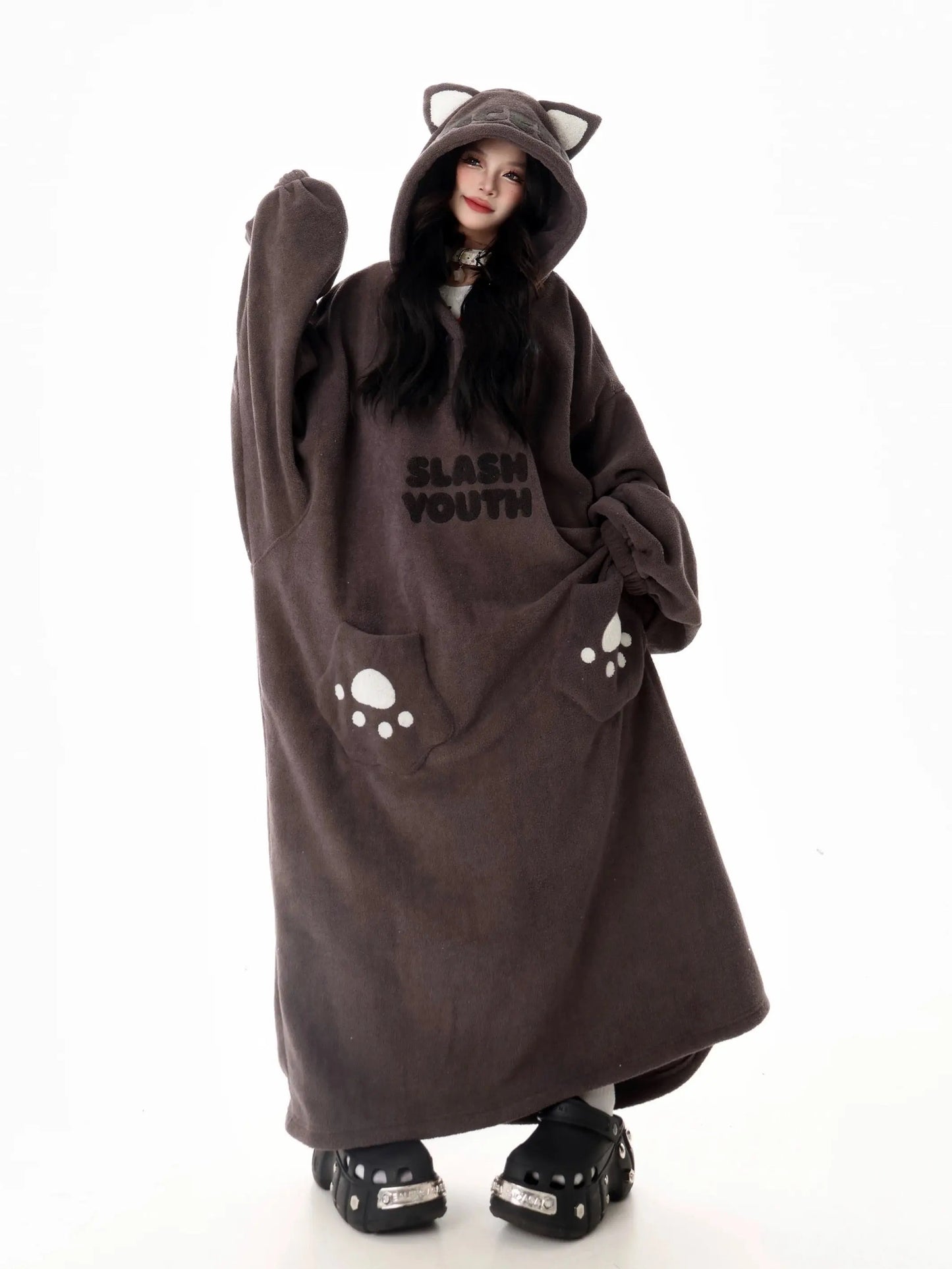 ‘Baby Bear’ Kawaii Fleece Pajama Gown – Cozy Ghost Kitty Loungewear with Bear Paw Print & Pockets -  - Robes