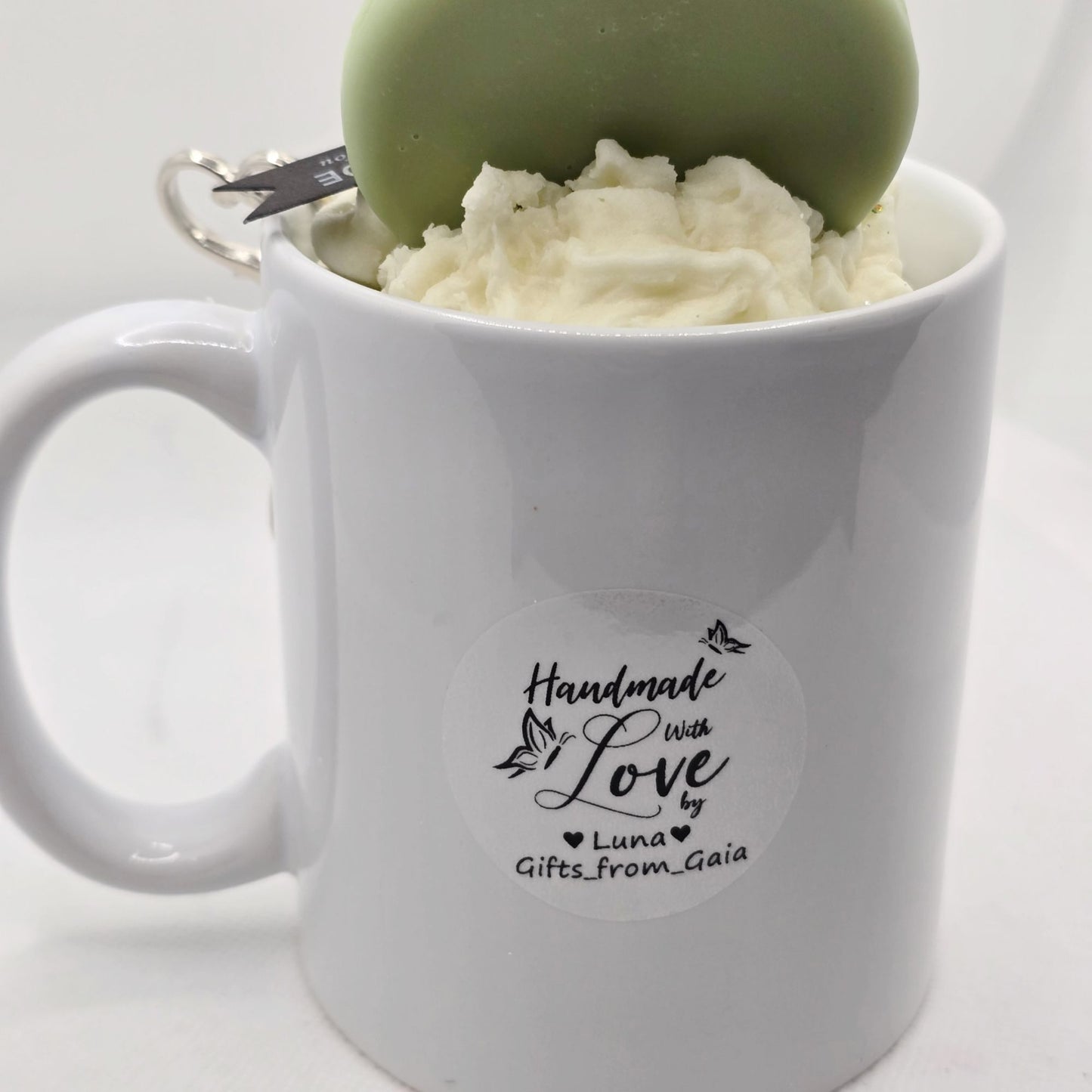 Virgo Zodiac Candle Gift Set – 11oz Mug Candle + Resin Keychain Handmade