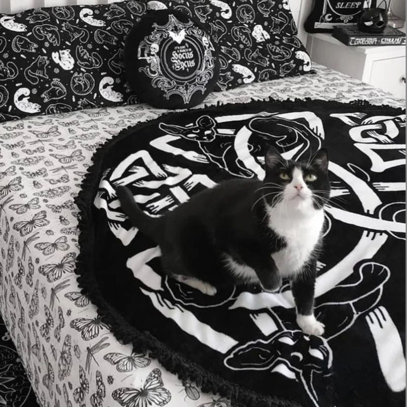 SITH Large Round Blanket Super Soft HTF