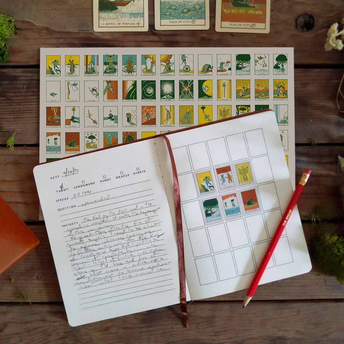 Green Glyphs Divination Diary - Tarot Journal - Oracle Reading Log