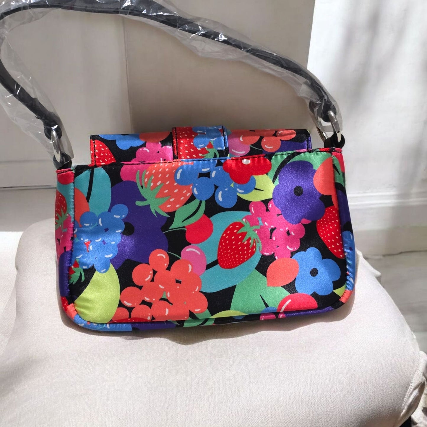 Fruit Print Shoulder Bag With Silver Buckle & Strap Closure -  - Shoulder Bags