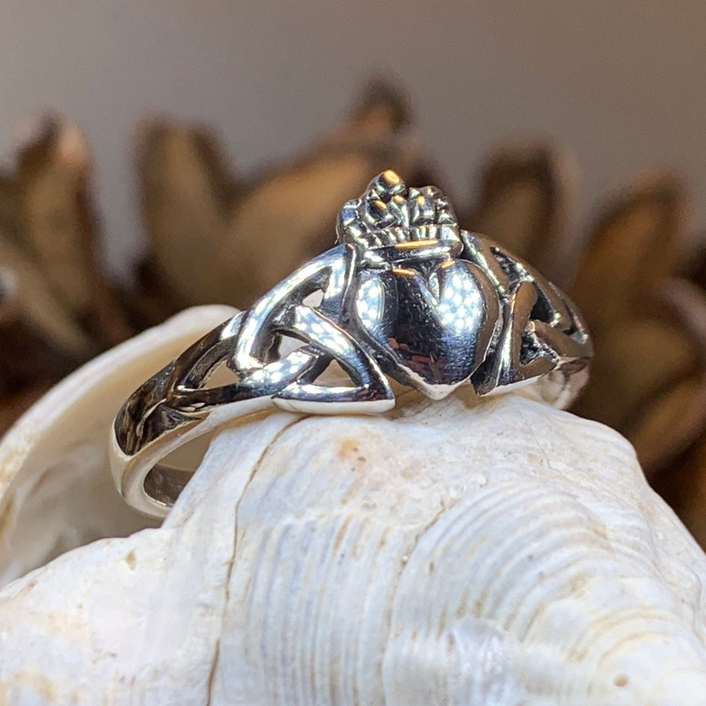 Amrynn Claddagh Ring -  - Ring