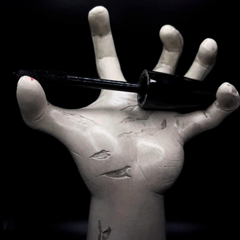 Mortuary Mascara W/ Gothic FX & Bone Wand – Creature Cosmetics