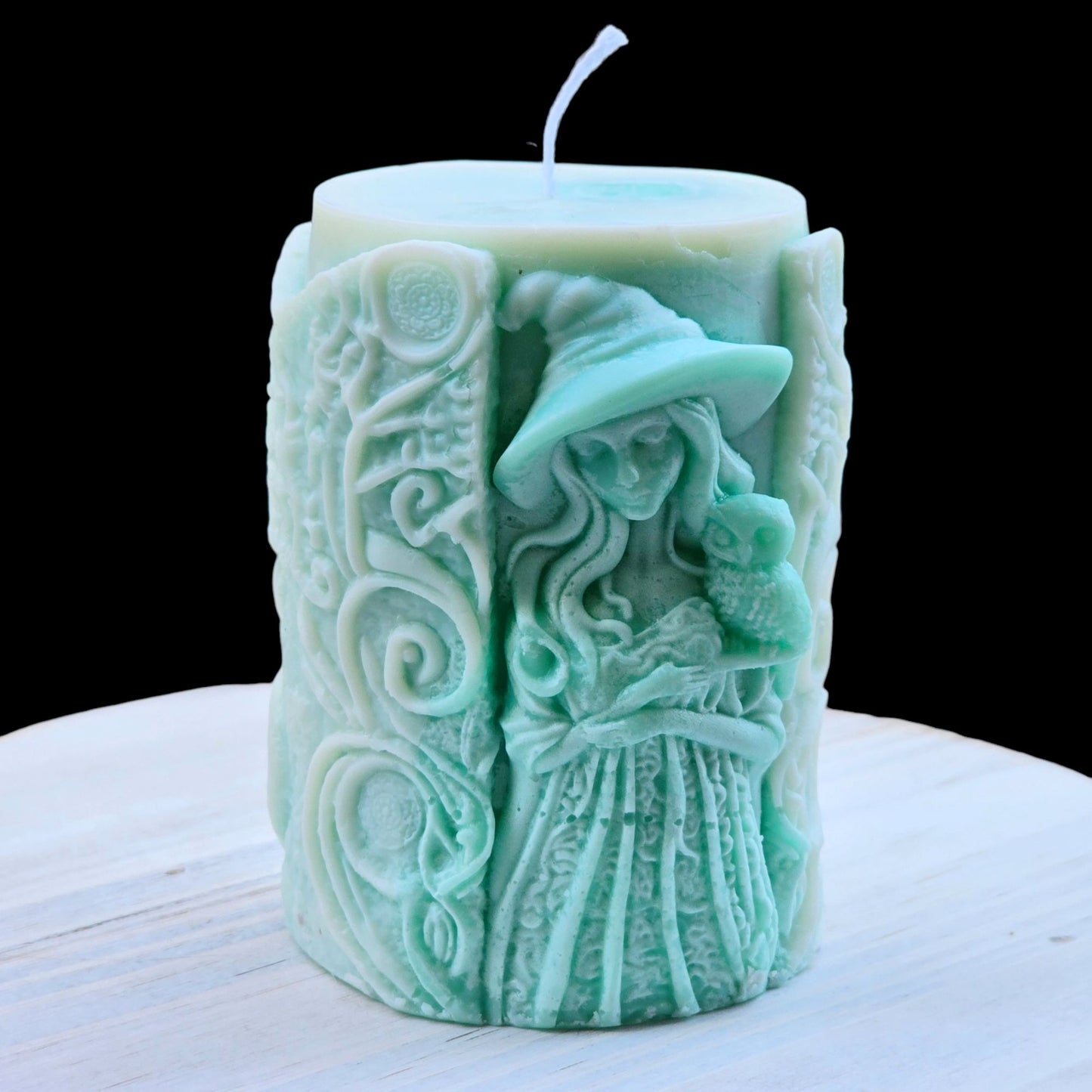 Handmade ✦ Witch & Owl Candle ✦ Vanilla Oatmeal Raisin Soy Wax Gothic Decor