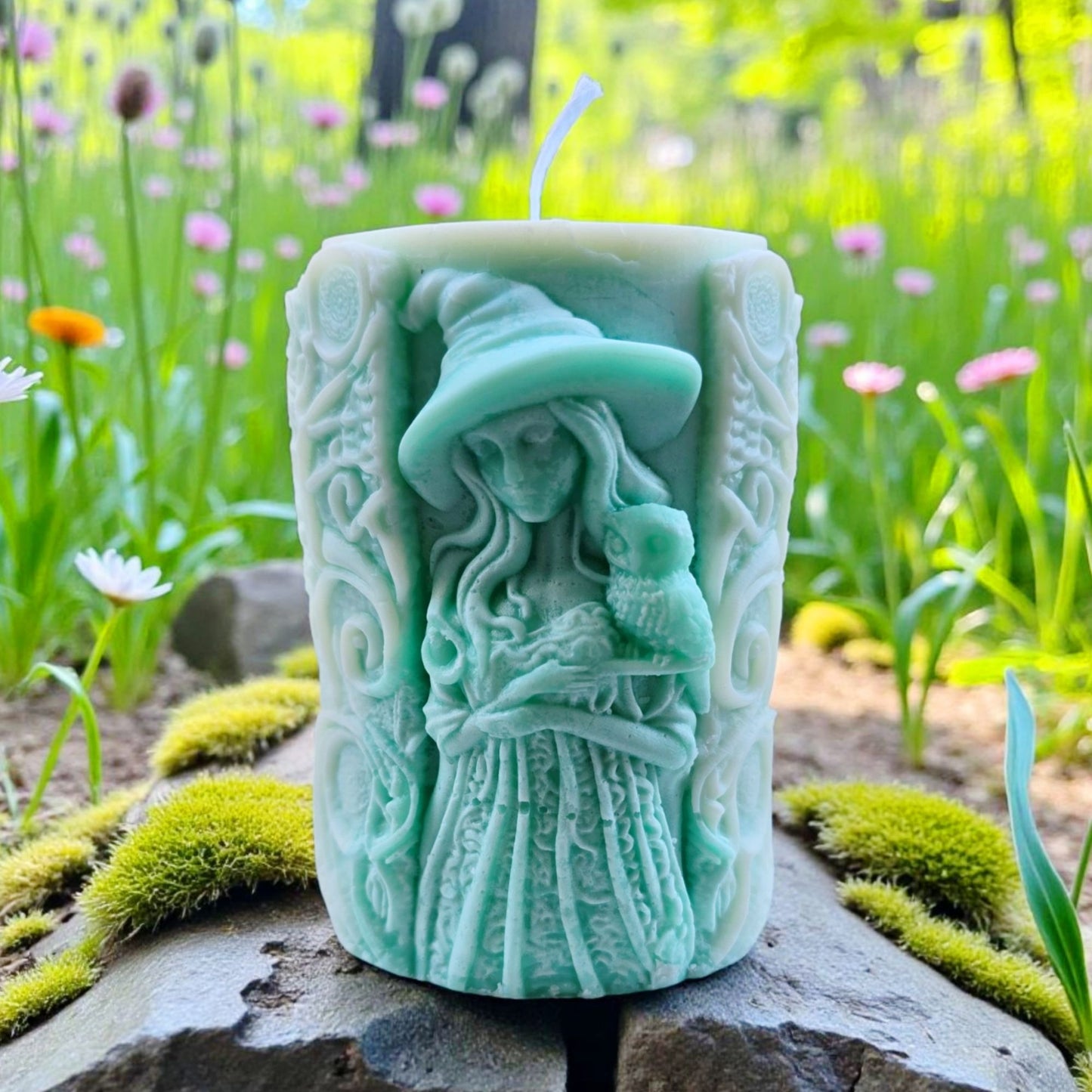 Handmade ✦ Witch & Owl Candle ✦ Vanilla Oatmeal Raisin Soy Wax Gothic Decor