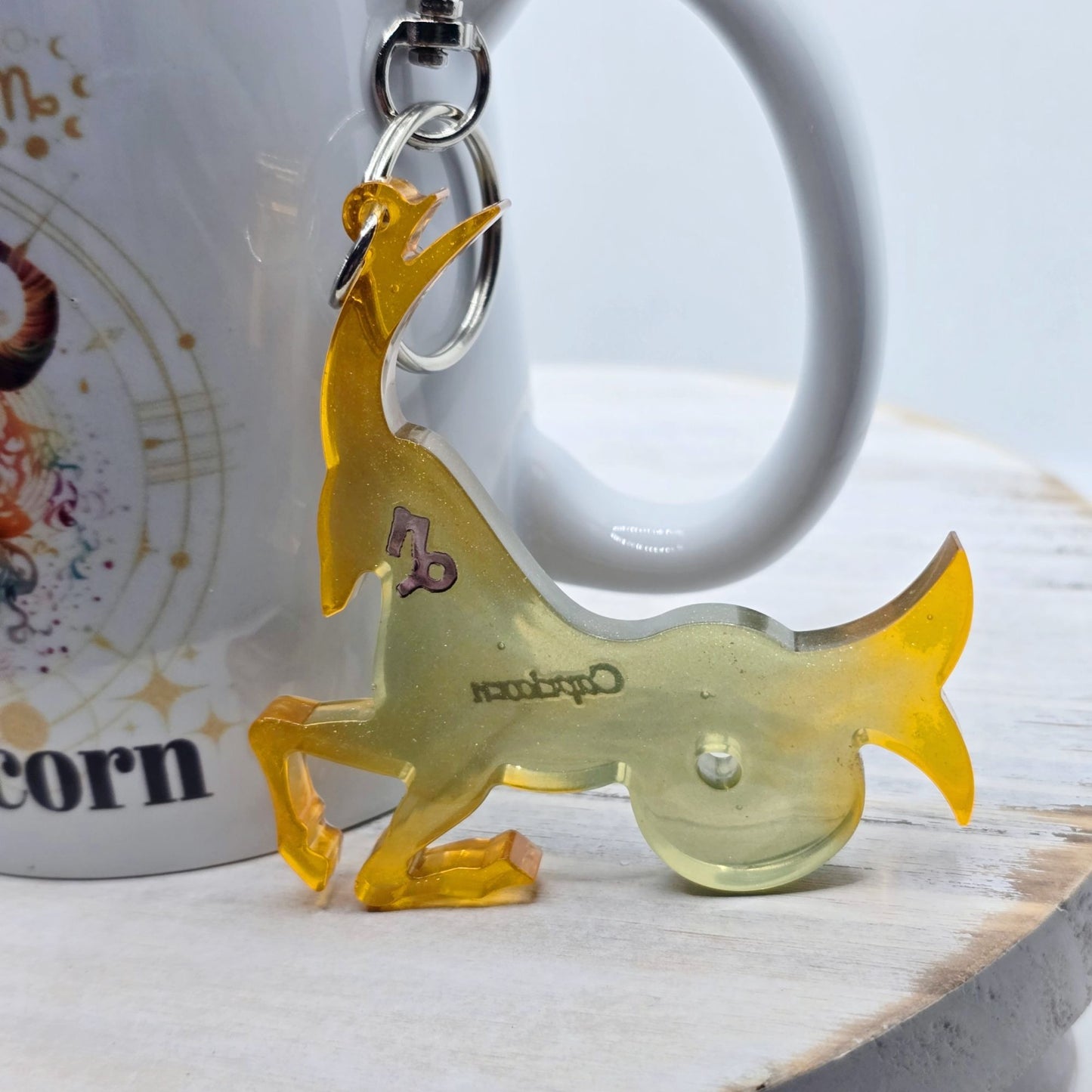 Capricorn Zodiac Candle Gift Set – 11oz Layered Mug Candle + Resin Keychain