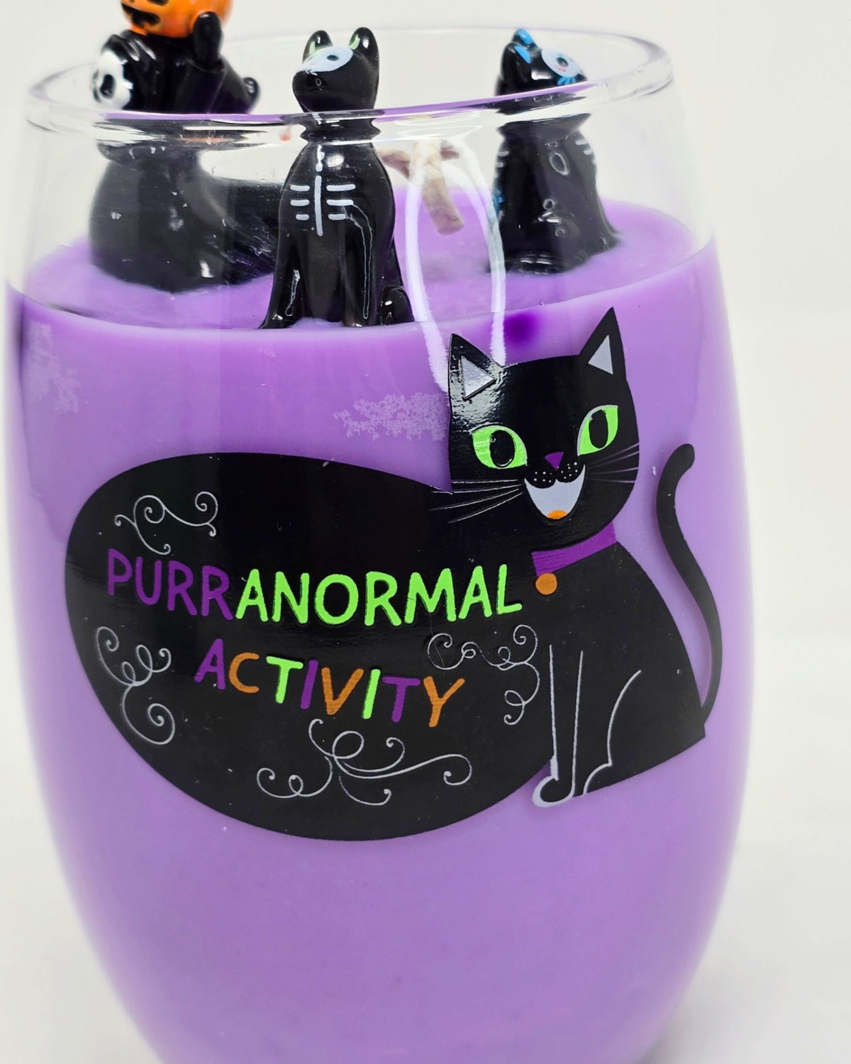 Artisan One Moon Flame Purr-fect Haunt Chamomile Lavender Wine Glass Candle