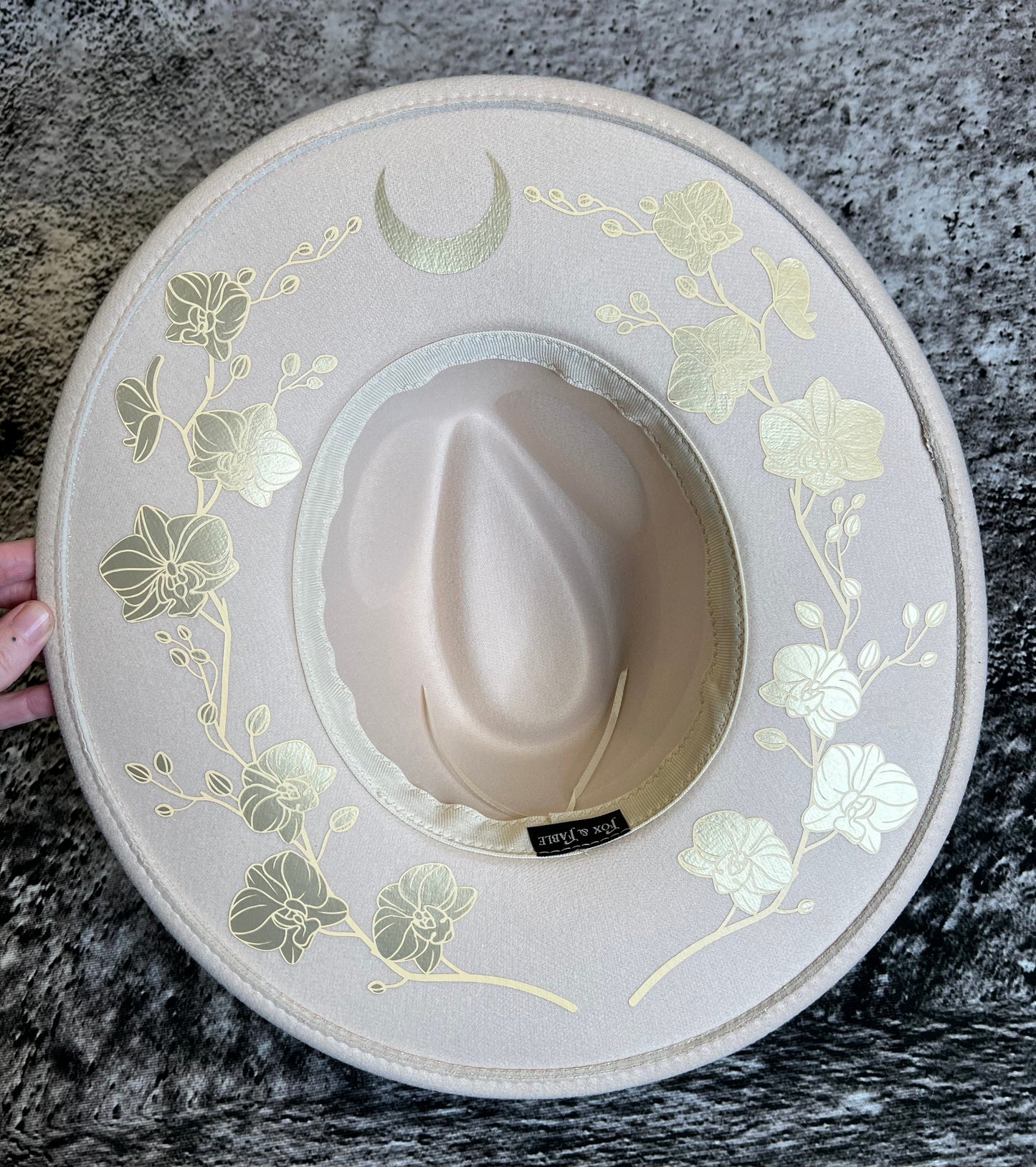 Fox & Fable - Vegan Felt Wide Brim Hat - XL Brim - Cream - Golden Orchids -  - 