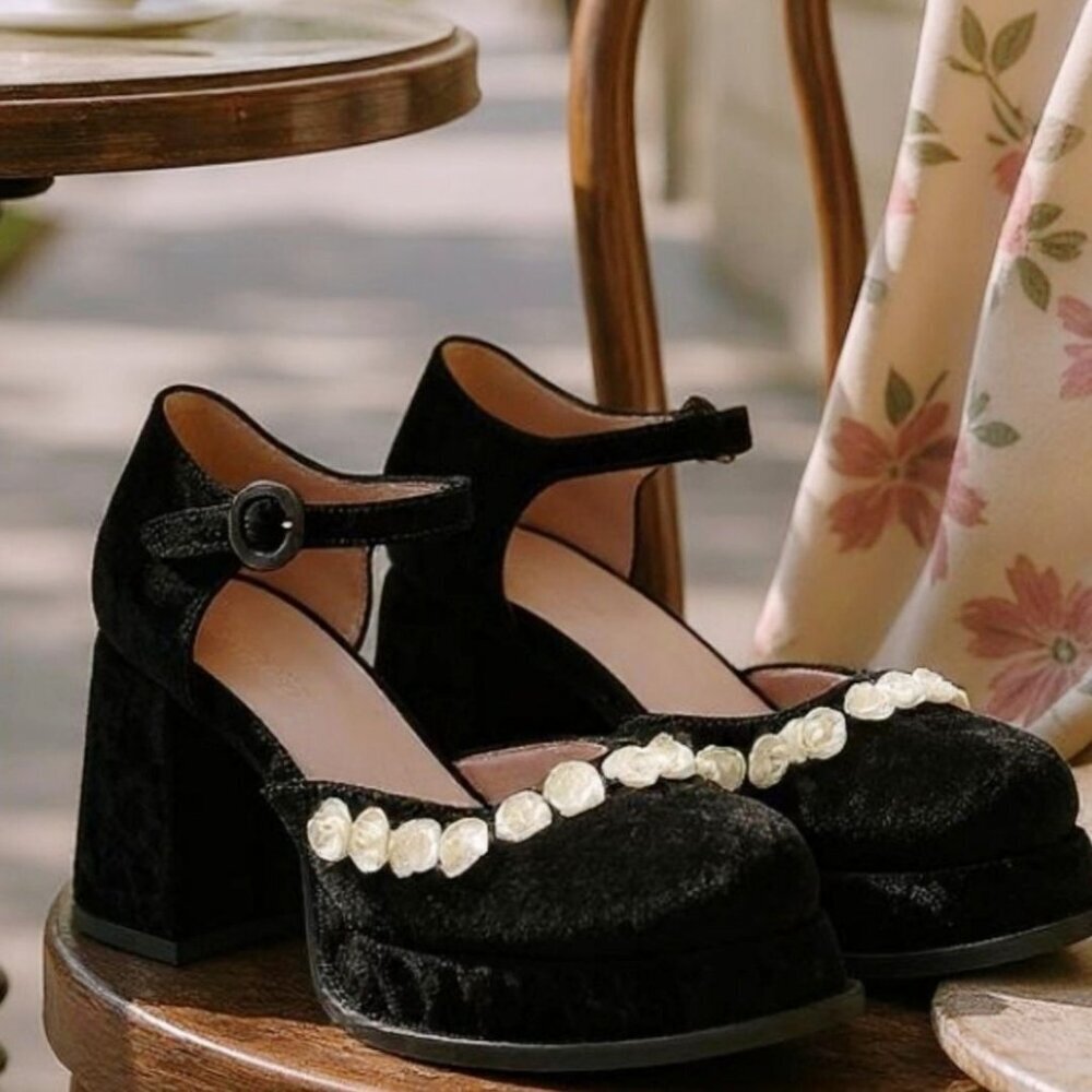 Sugar Thrillz Refined Rose Platform Mary Janes Black Velvet 3D Blossom Heels 9