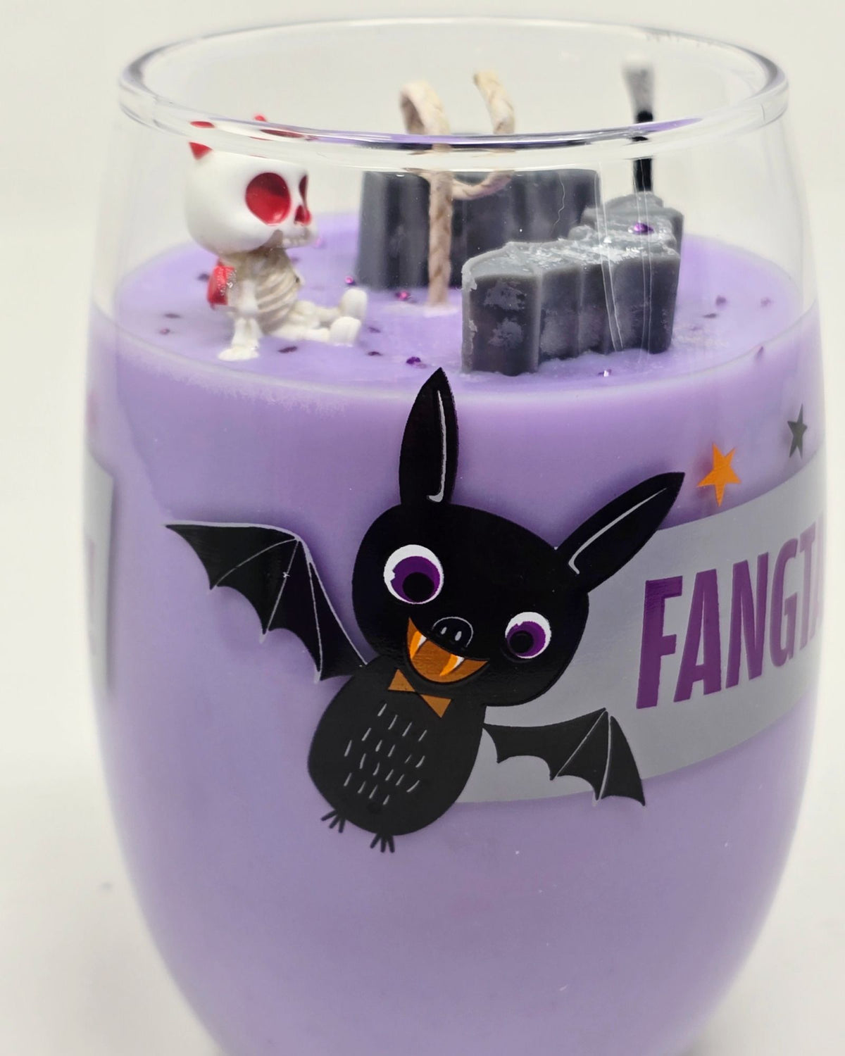 Artisan One Moon Flame Bite Night Fangtastic Cherry Wine Glass Candle