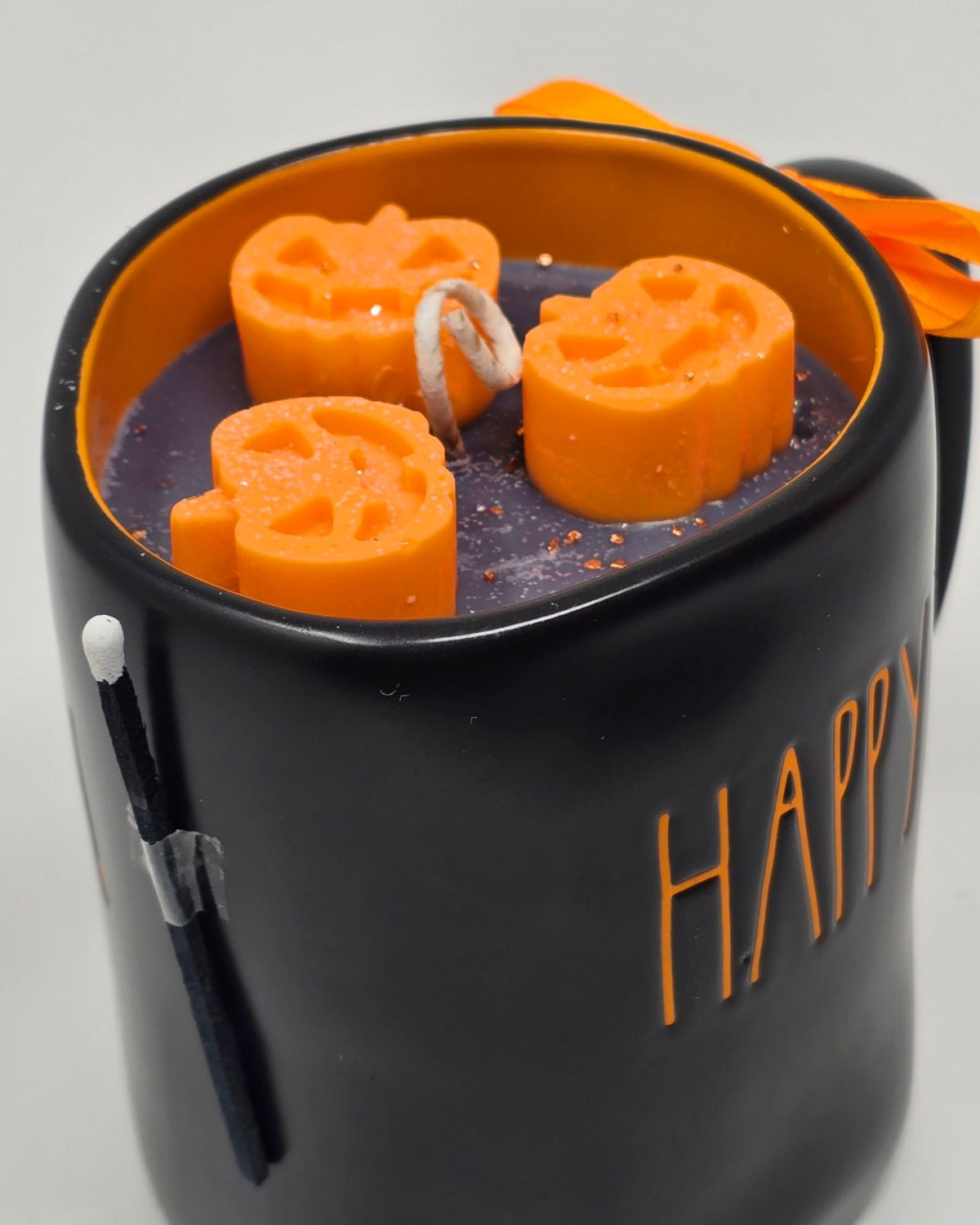 Artisan One Moon Flame Rae Dunn Happy Halloween Mug Candle Coffee Cake Creamy Vanilla 18oz