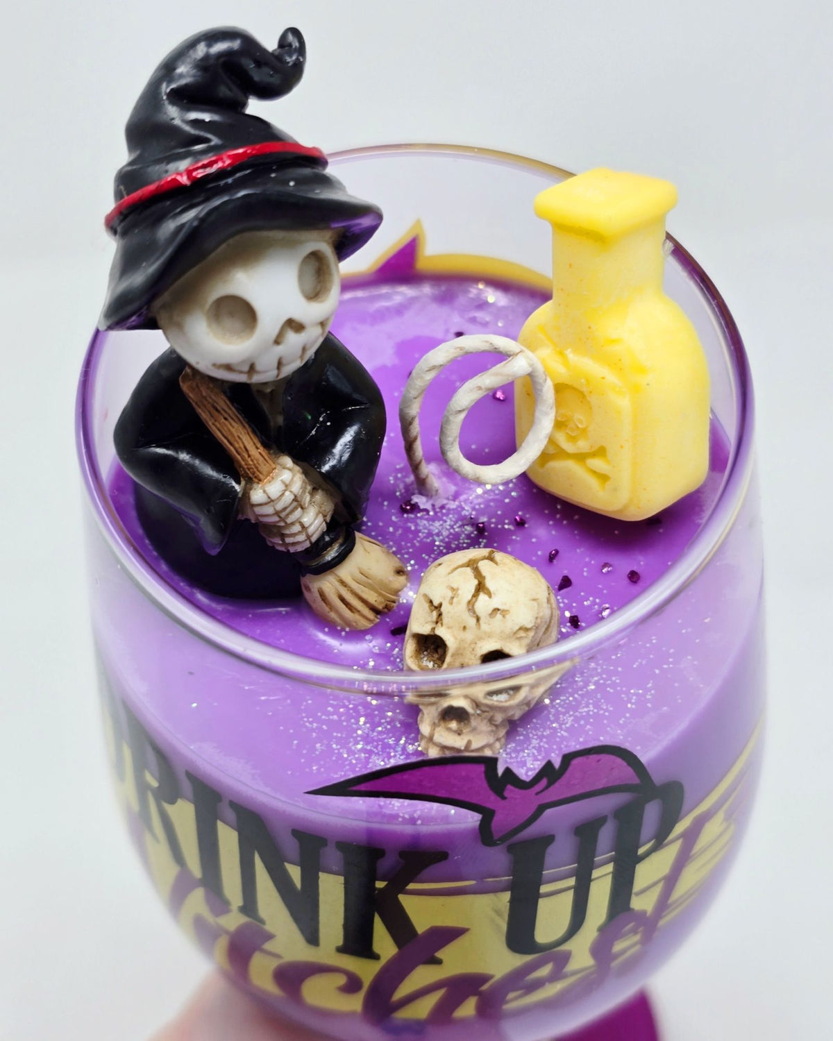 Artisan One Moon Flame Drink Up Witches Wine Glass Candle Cherry Cheesecake 18oz