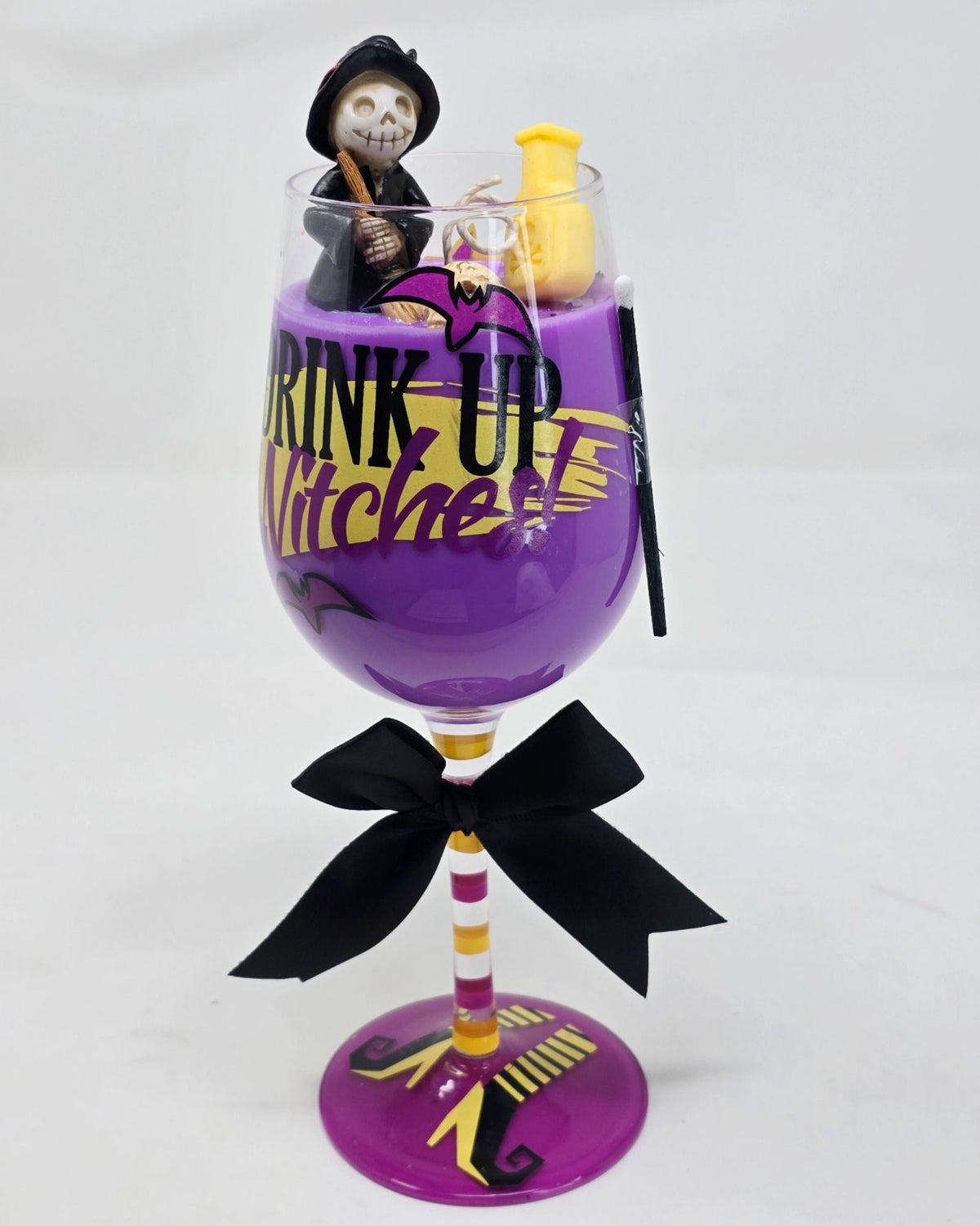 Artisan One Moon Flame Drink Up Witches Wine Glass Candle Cherry Cheesecake 18oz