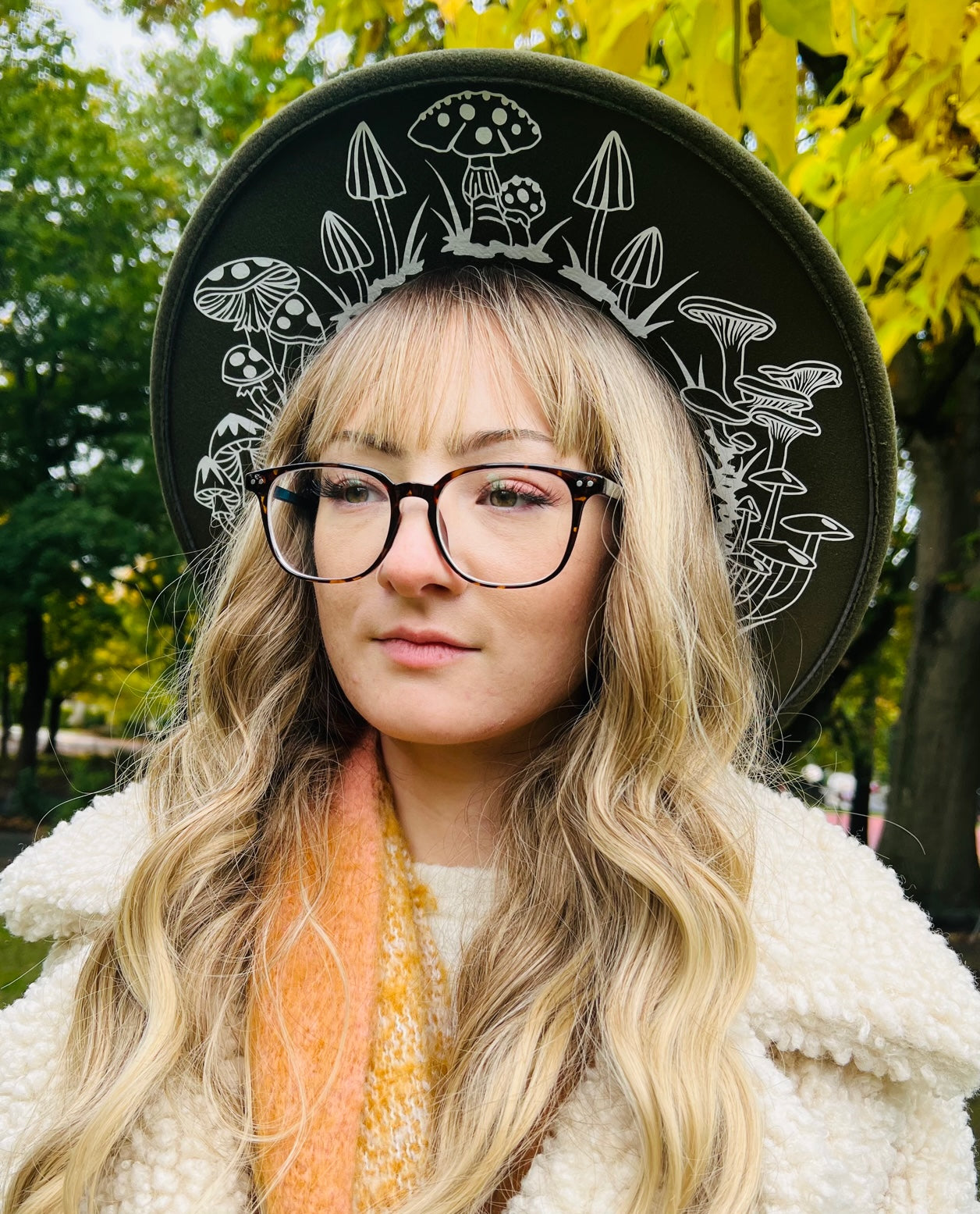 Fox & Fable - Vegan Felt Wide Brim Hat - XL Brim - Olive - Mushrooms -  - 
