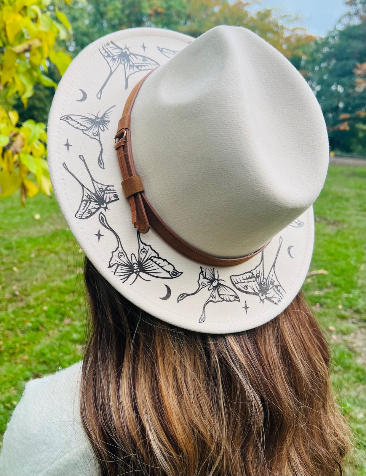 Fox & Fable - Vegan Felt Wide Brim Hat - Cream - Luna Moths -  - 