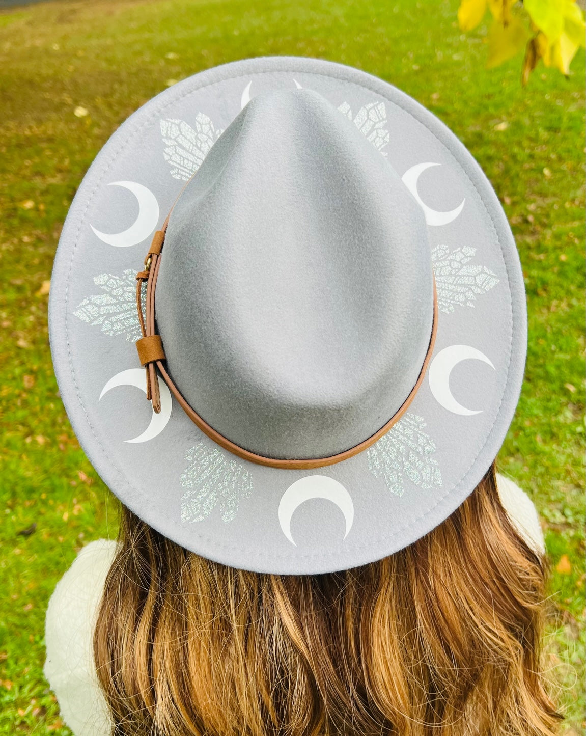 Fox & Fable - Vegan Felt Wide Brim Hat - Grey - Moons and Crystals -  - 