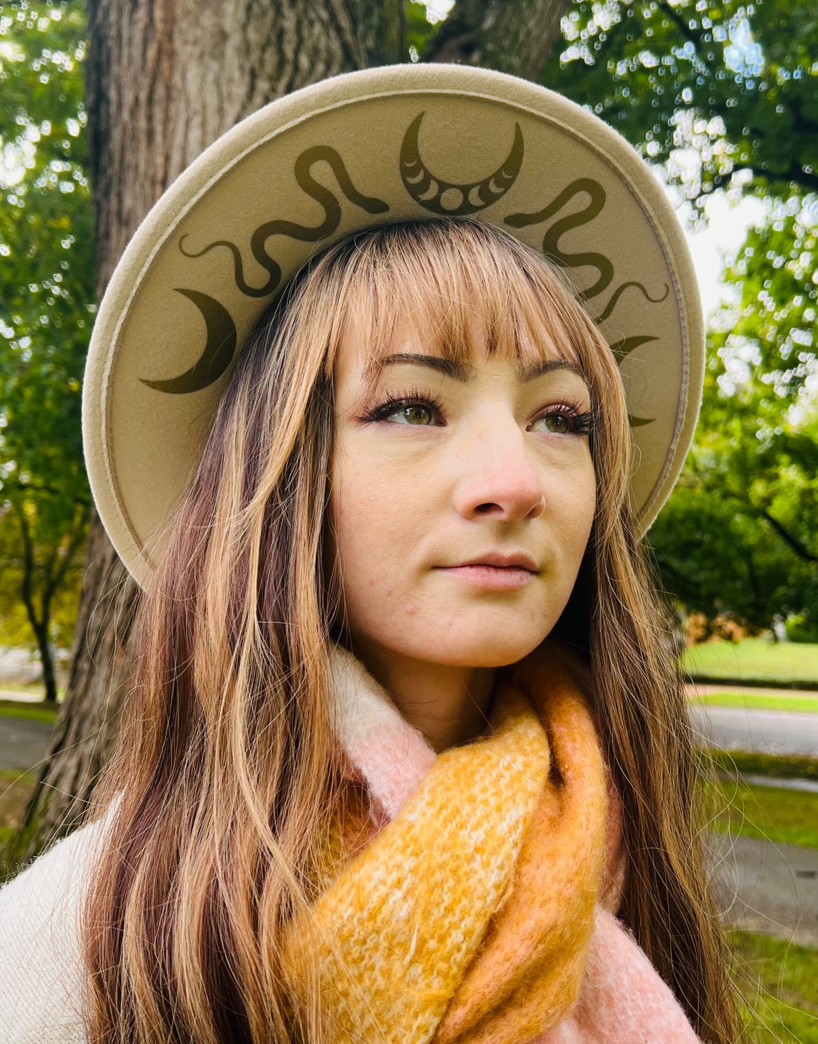Fox & Fable - Vegan Felt Wide Brim Hat - Cream - Snake Moon Crown -  - 