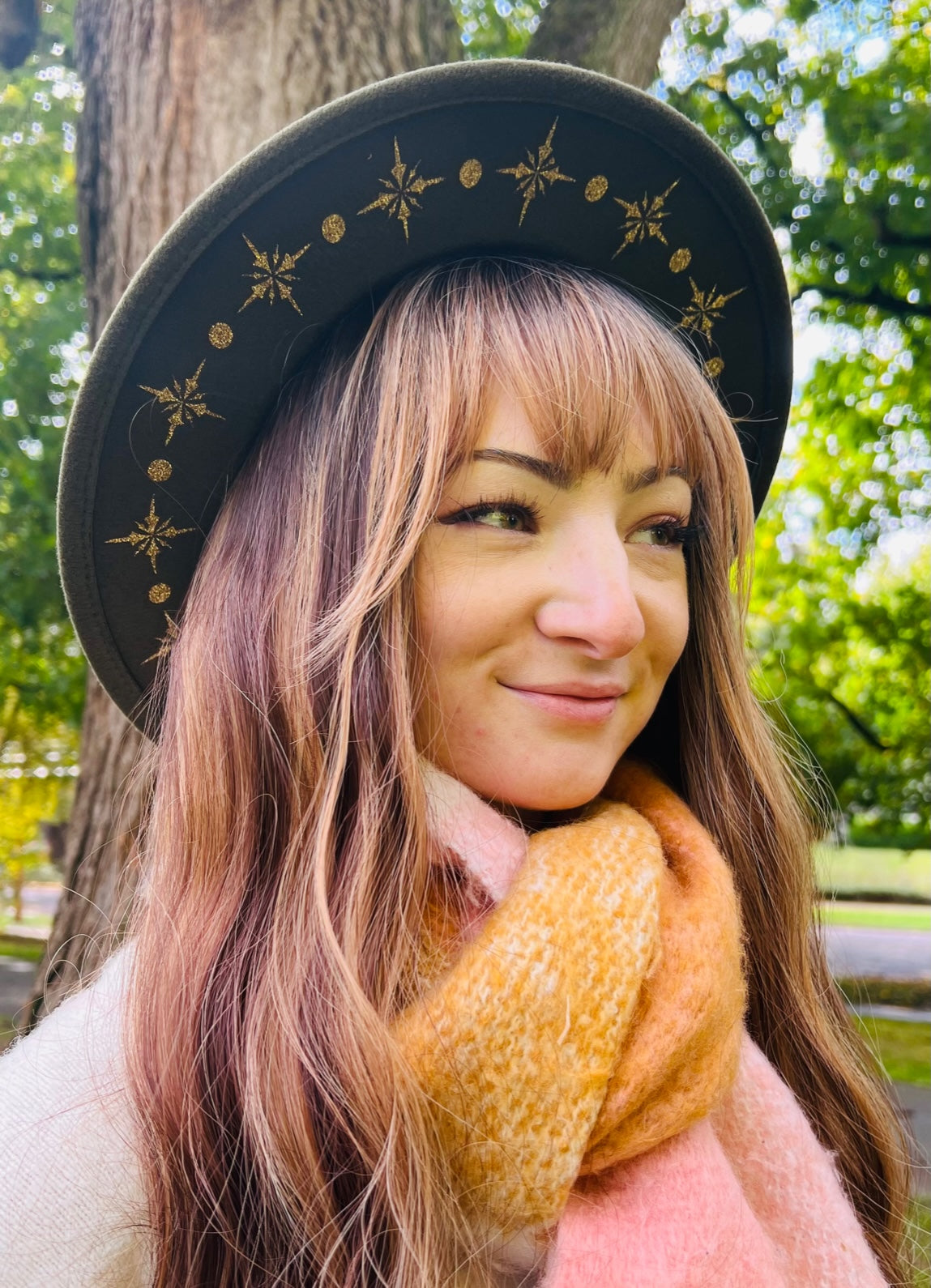 Fox & Fable - Vegan Felt Wide Brim Hat - Olive - Gold Starburst -  - 