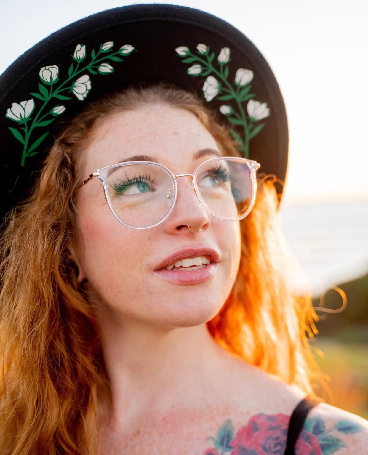 Vegan Felt Hat - White Floral -  - 