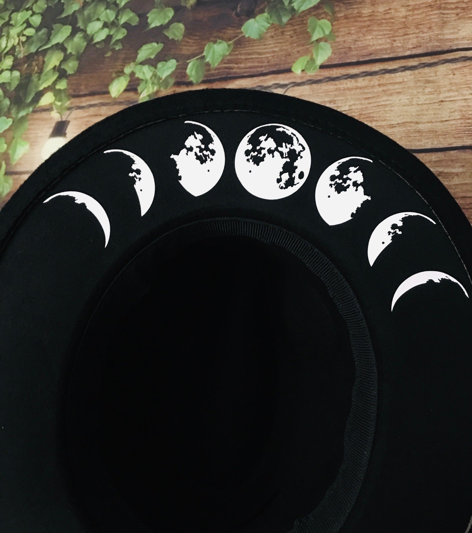 Vegan Felt Hat - Moon Phase -  - 