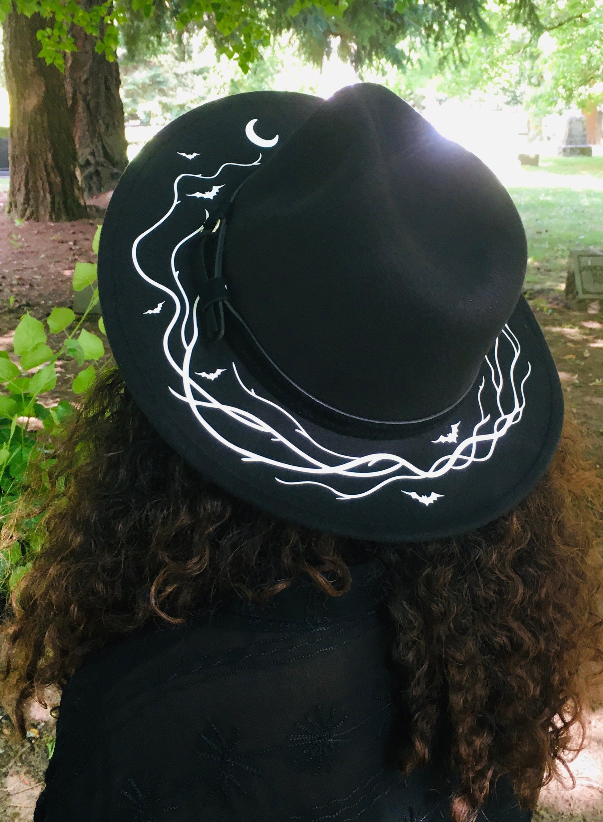 Vegan Felt Hat - Haunted Vines -  - 