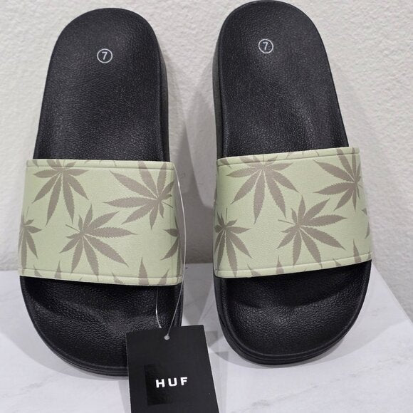 Plantlife Graphic Slides in Green with Comfort Footbed