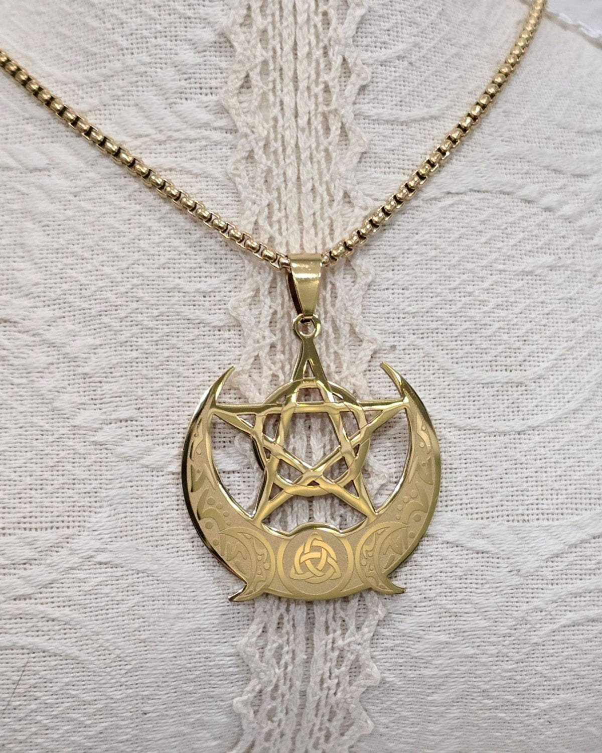 Gold Crescent Moon Pentagram Necklace Celtic Triquetra Trinity Pendant 20"
