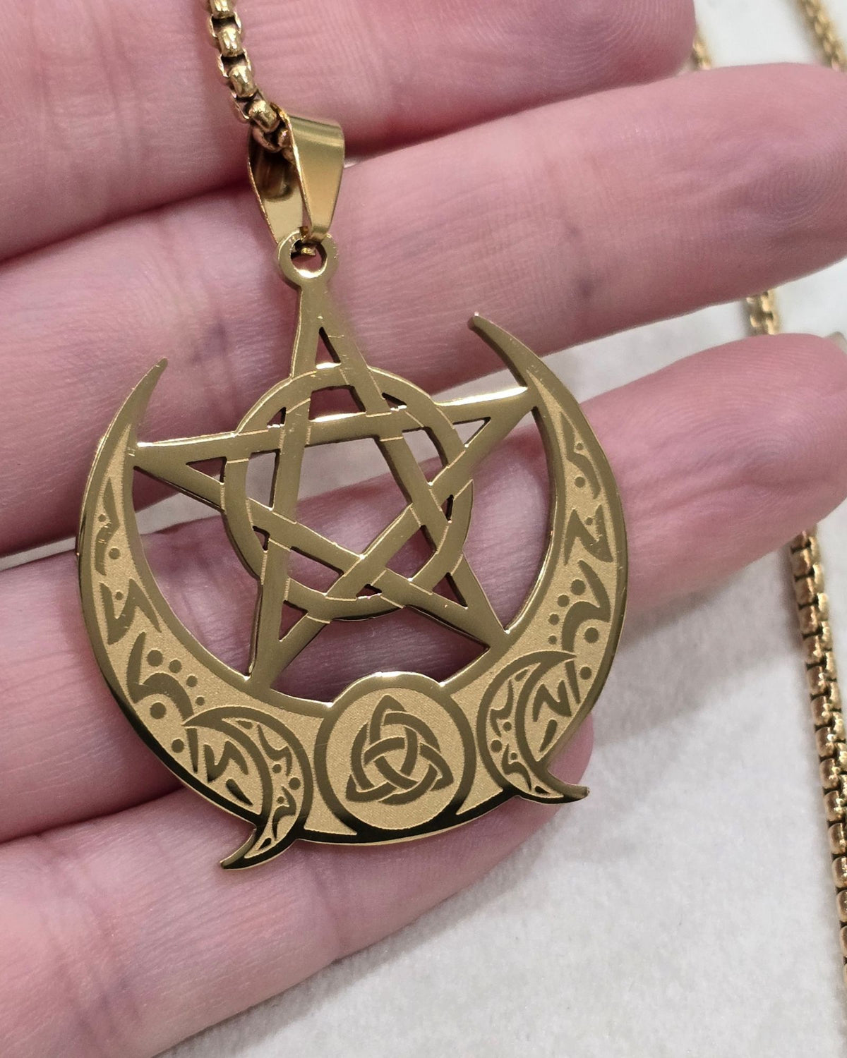 Gold Crescent Moon Pentagram Necklace Celtic Triquetra Trinity Pendant 20"