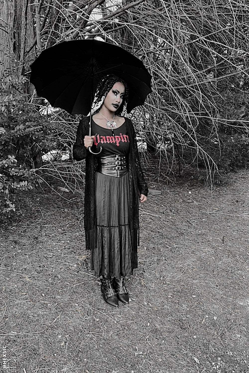 Batwing Pagoda Umbrella [MIDNIGHT BLACK]