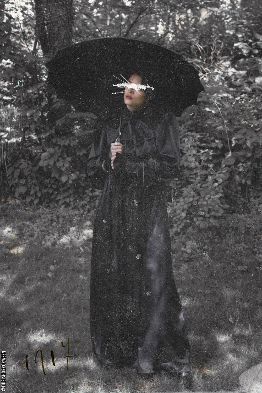 Batwing Pagoda Umbrella [MIDNIGHT BLACK]