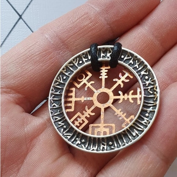 Niu Heimar Vegvisir Pendant | 9 Realms of Asgard, Viking World - Alchemy Gothic - Necklaces