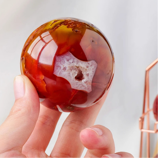 Natural Red Agate Carnelian Crystal Sphere – Decorative Healing Stone for Reiki & Home Décor