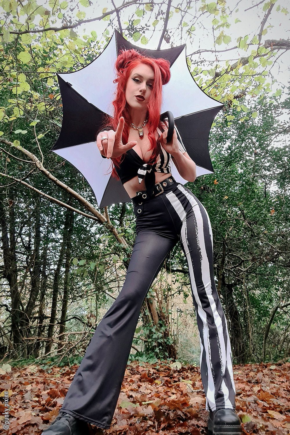 Funeral Procession Umbrella [BLACK/WHITE]