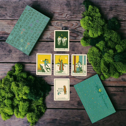 Green Glyphs Tarot Deck - Nature Mysticism Cards - Botanical Divination Deck