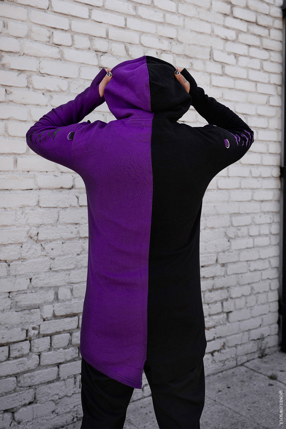 Split Mage Hoodie [Black/Purple]