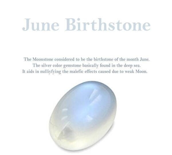 Dulciana Moonstone Ring -  - Ring
