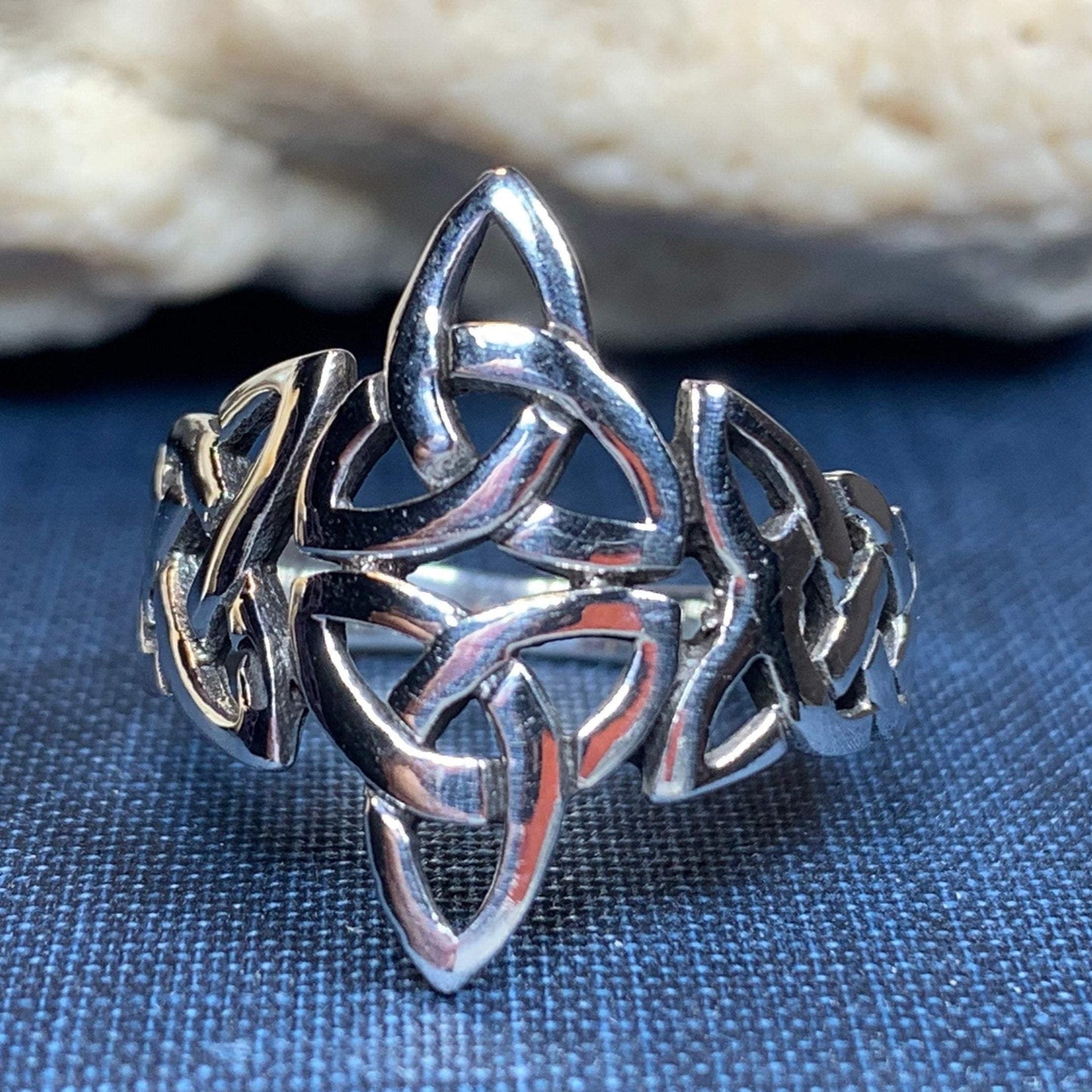 Double Trinity Knot Ring -  - Ring
