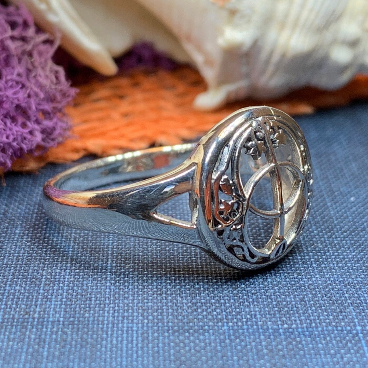 Chalice Well Ring -  - Ring