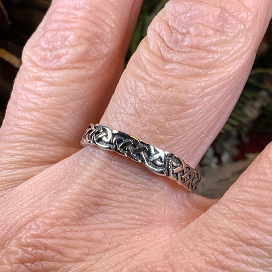 Comfort Celtic Knot Ring -  - Ring