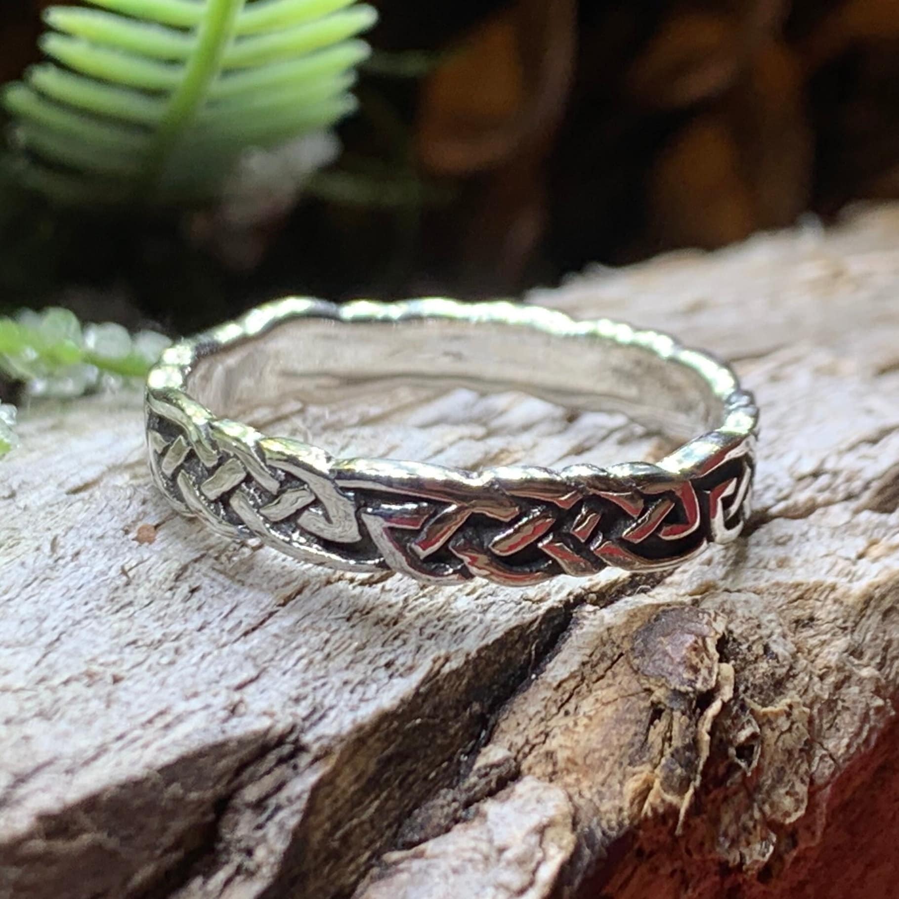Comfort Celtic Knot Ring -  - Ring